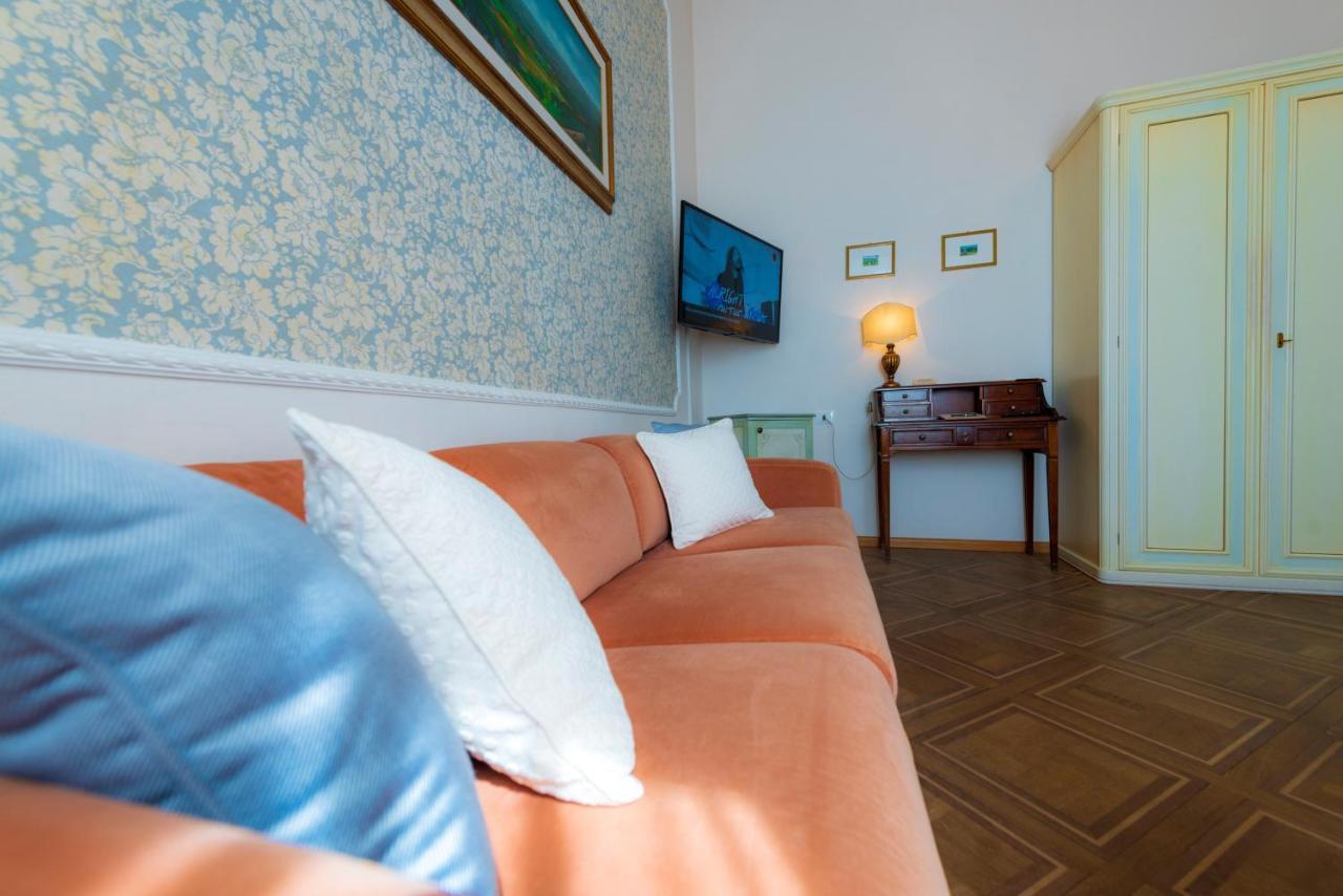 Villa Scacciapensieri Boutique Hotel Siena Esterno foto